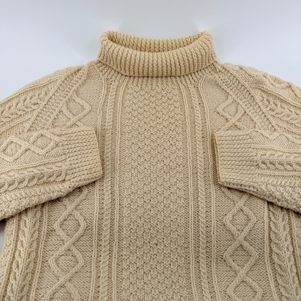 Grainneuaile Irish Wool Cable Knit Turtleneck Sweater Cream Vintage Size 42